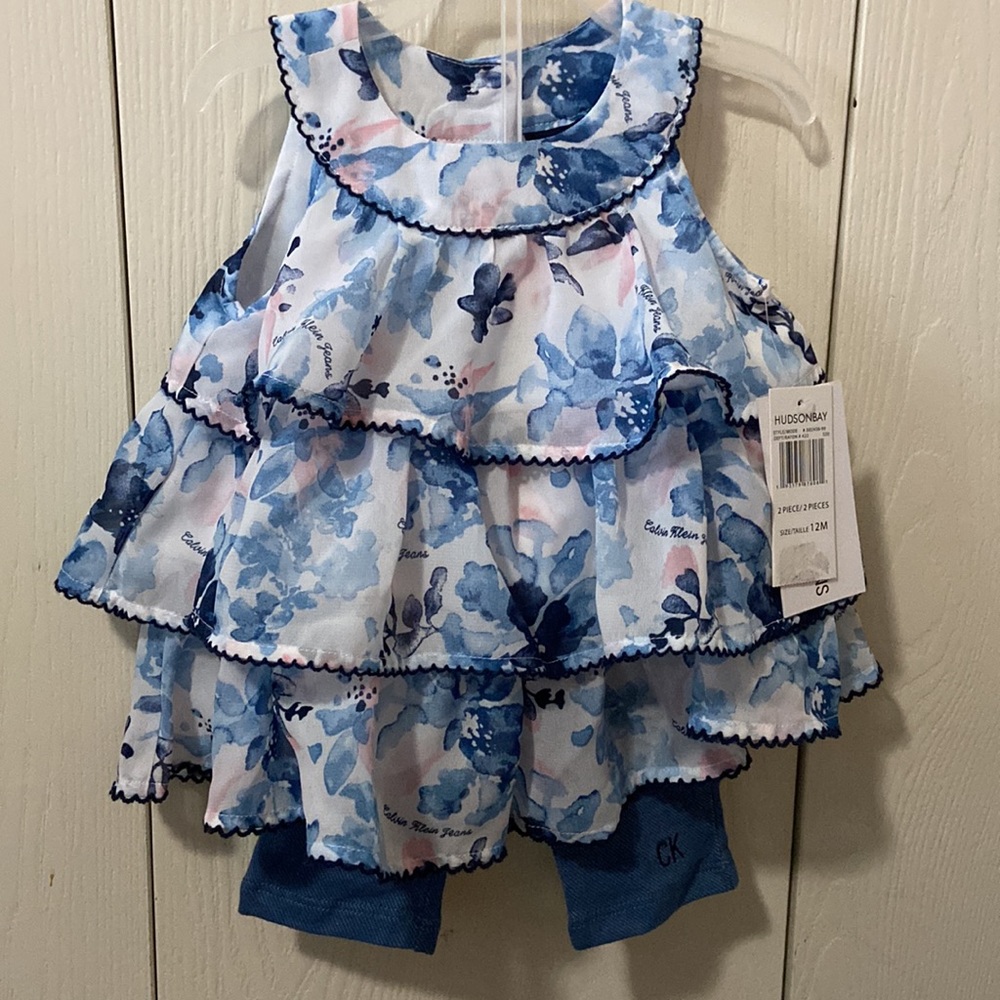 Calvin Klein Blue & White Floral Sleeveless Layered Tunic and Jeggings